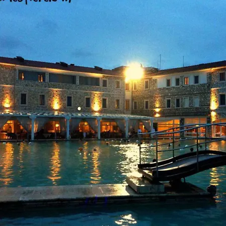 Vista Panoramica Sulle Terme Di Saturnia * Poggio Murella
